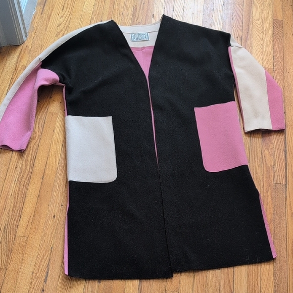 Sweaters - Colorblock Cardigan with Pockets